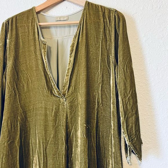 CP Shades Khaki Velvet Midi Dress - Picture 2 of 6